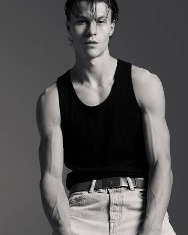 PS Model: Elias Kolaczek